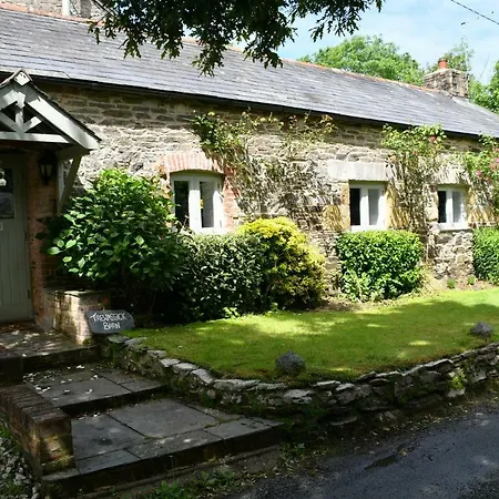 Bed & Breakfast Trewassick Barn *